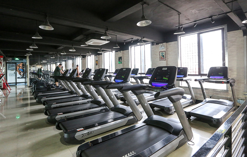 健身房器材